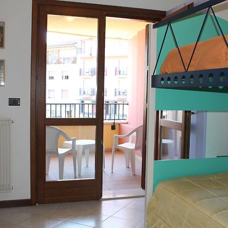 Isola Del Sole Apartamento Grado Exterior foto